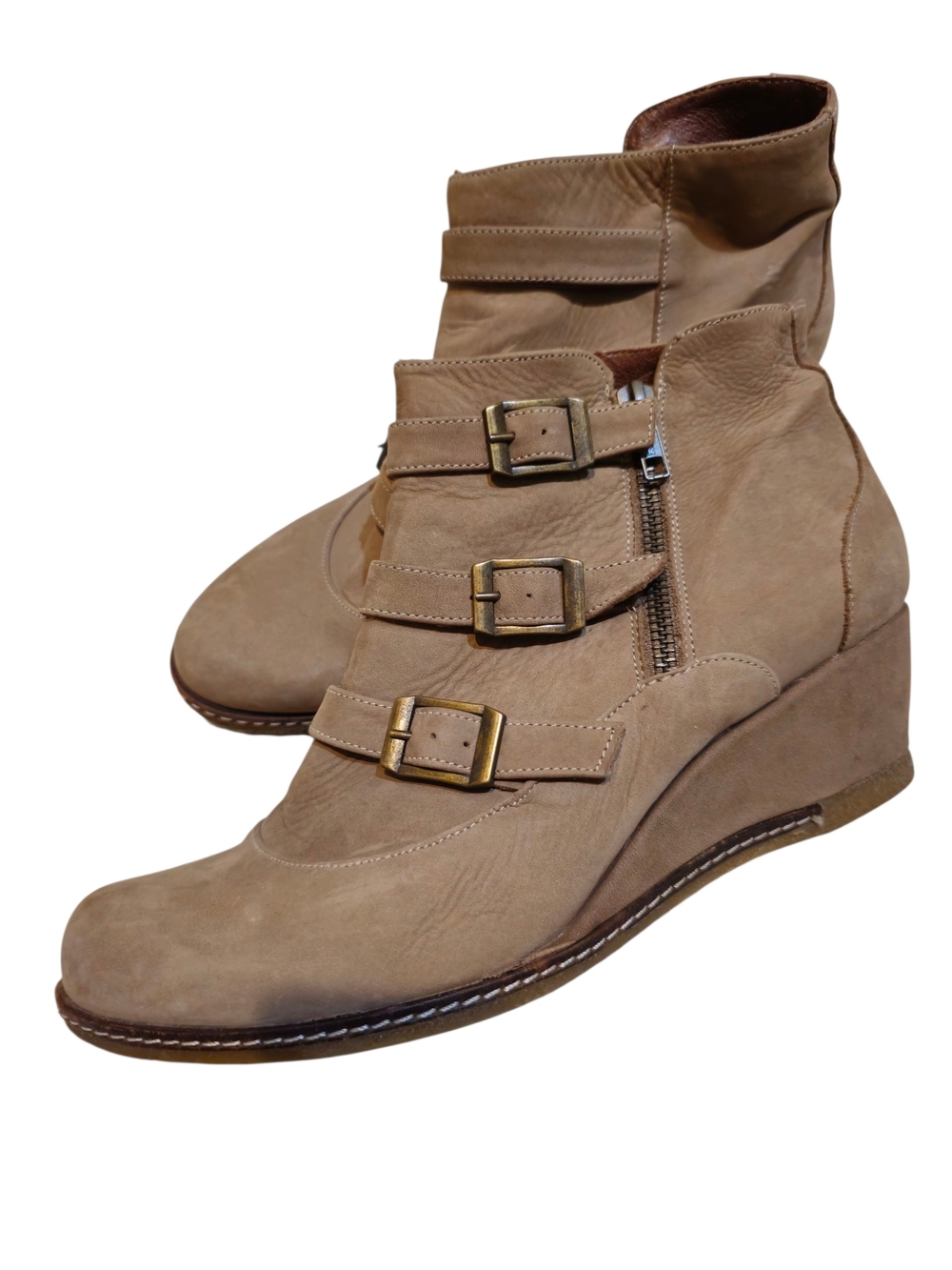 Women's Tan Wedge Ankle Boots with Buckle Straps Size 40 9 Eric Michael Spain